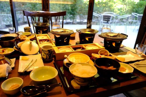 阿讃琴南の朝食