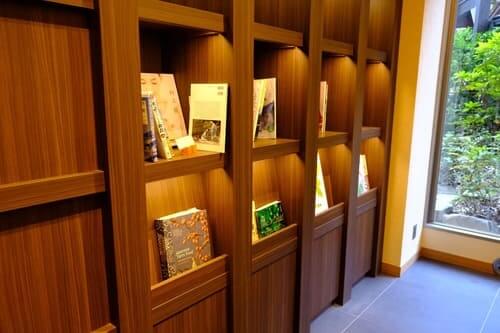 阿讃琴南のラウンジ